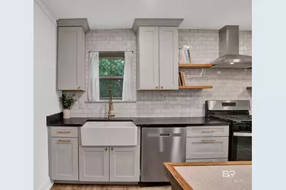 571 Morphy Avenue, Fairhope, AL 36532 - Photo 9