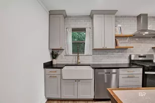 571 Morphy Ave, Fairhope, AL 36532 - Photo 9