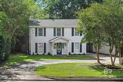 804 Henckley Avenue, Mobile, AL 36609 - Photo 1