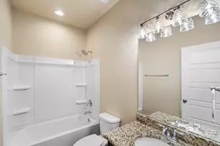 556 Calibre St, Fairhope, AL 36532 - Photo 23