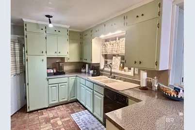 1701 Collier Avenue, Bay Minette, AL 36507 - Photo 9