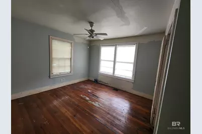 70 Glenwood Street, Mobile, AL 36606 - Photo 9