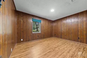 20010 Oakdale Ln, Robertsdale, AL 36567 - Photo 17
