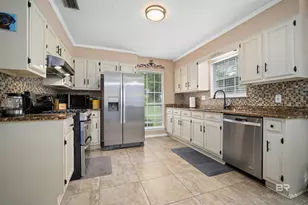 7711 Creekwood Dr, Mobile, AL 36695 - Photo 11