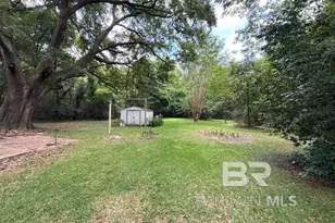 27606 Koen Ln, Loxley, AL 36551 - Photo 9