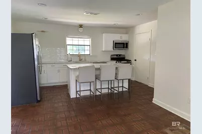 105 N Sara Avenue, Spanish Fort, AL 36527 - Photo 3