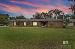 1011 N Pine St, Foley, AL 36535 - Photo 1