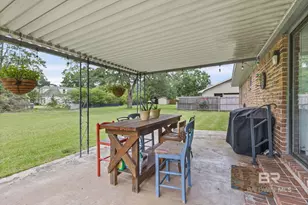 1011 N Pine St, Foley, AL 36535 - Photo 7