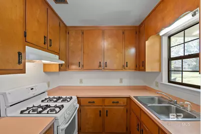 20540 Lacey Road, Silverhill, AL 36576 - Photo 11