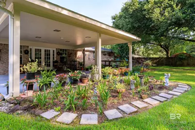 1367 Spring Valley Court, Mobile, AL 36693 - Photo 19