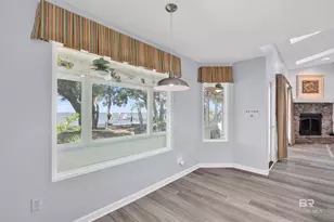 5466 N Shore Rd, Pensacola, FL 32507 - Photo 21