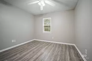 4017 Cottage Hill Rd, Mobile, AL 36609 - Photo 9