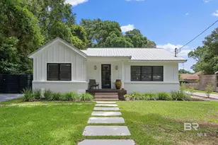 371 Pecan Ave, Fairhope, AL 36532 - Photo 1