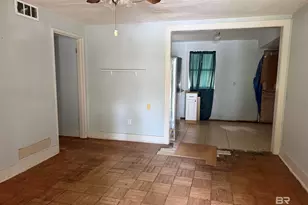 2213 Vivian Dr, Mobile, AL 36693 - Photo 7