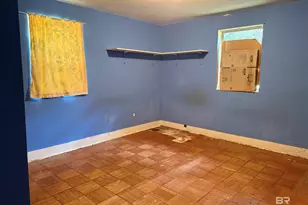 2213 Vivian Dr, Mobile, AL 36693 - Photo 9