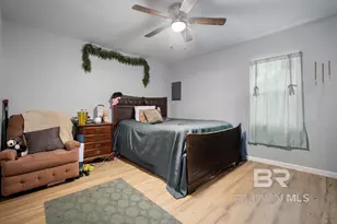 1806 N Mott Dr, Mobile, AL 36617 - Photo 11