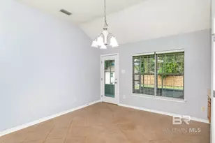 2136 Spring Grove Ct, Mobile, AL 36695 - Photo 9