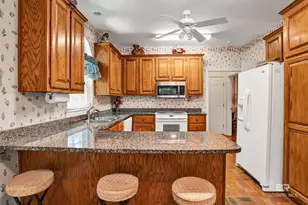 16 St Charles Pl, Daphne, AL 36526 - Photo 17
