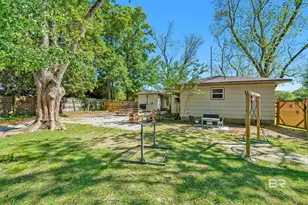 1001 Randall Ave, Daphne, AL 36526 - Photo 7