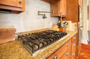652 Norman Ln, Fairhope, AL 36532 - Photo 9