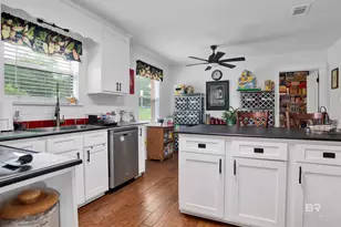 11525 Brenda Rd, Fairhope, AL 36532 - Photo 13