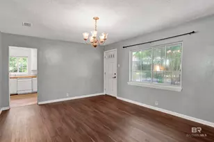 4712 Princeton Dr, Mobile, AL 36618 - Photo 9