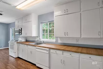 4712 Princeton Drive, Mobile, AL 36618 - Photo 11