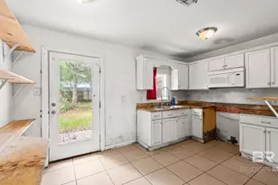 115 E 21st Ave, Gulf Shores, AL 36542 - Photo 7
