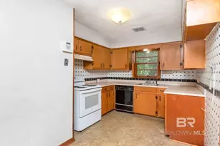 5858 S Montfort Rd, Mobile, AL 36608 - Photo 9