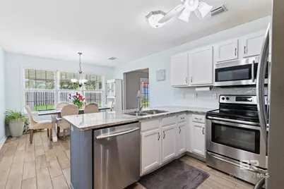 105 Oakwood Avenue, Fairhope, AL 36532 - Photo 17