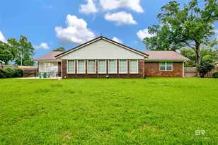 413 W Palm Ave, Foley, AL 36535 - Photo 7