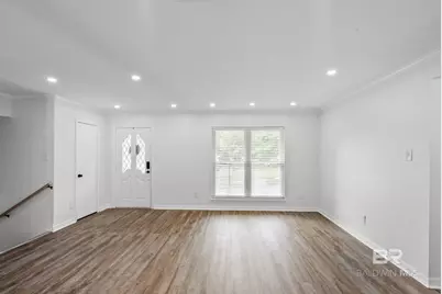 6058 N Highland Woods Drive, Mobile, AL 36608 - Photo 11