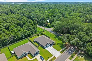 705 Calibre St, Fairhope, AL 36532 - Photo 79