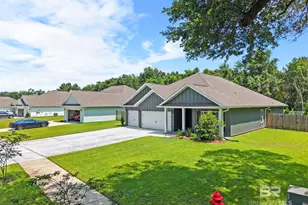 705 Calibre St, Fairhope, AL 36532 - Photo 71