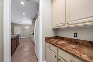 303 Savannah Cir, Foley, AL 36535 - Photo 7