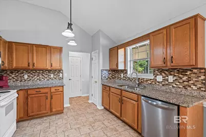 33621 Rosalia Avenue, Lillian, AL 36549 - Photo 7