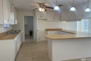 1303 N Cedar St, Foley, AL 36535 - Photo 5