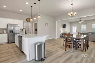 1061 Chloe St, Foley, AL 36535 - Photo 5