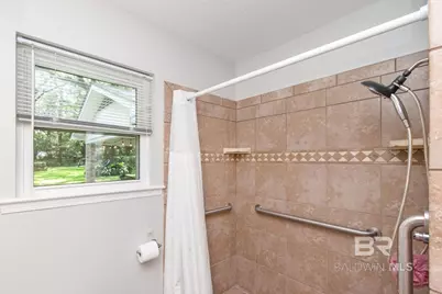 3909 Hillcrest Lane, Mobile, AL 36693 - Photo 11