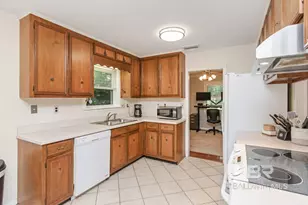 3909 Hillcrest Ln, Mobile, AL 36693 - Photo 25