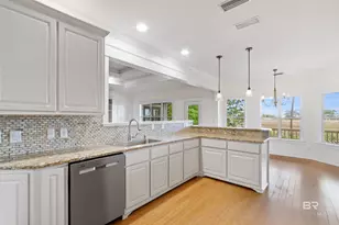 309 W 12th Ave, Gulf Shores, AL 36542 - Photo 17