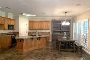 1000 Wesley Ave, Mobile, AL 36609 - Photo 7