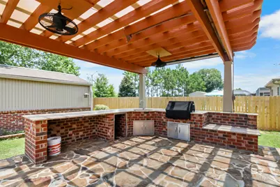 2081 Bourbon Street, Foley, AL 36535 - Photo 3