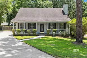 110 Iris Cir, Daphne, AL 36526 - Photo 1