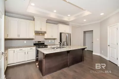 1136 Louise Avenue, Mobile, AL 36609 - Photo 5