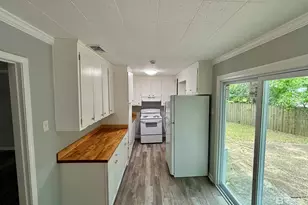 466 Pinehill Dr, Mobile, AL 36606 - Photo 7