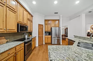 8170 Creekbank Dr, Daphne, AL 36526 - Photo 17