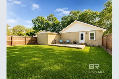18662 Wilters Street, Robertsdale, AL 36567 - Photo 9