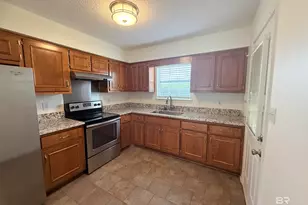105 W Northgate Dr, Loxley, AL 36551 - Photo 3