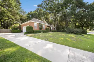 11163 Lake Cir, Daphne, AL 36526 - Photo 3